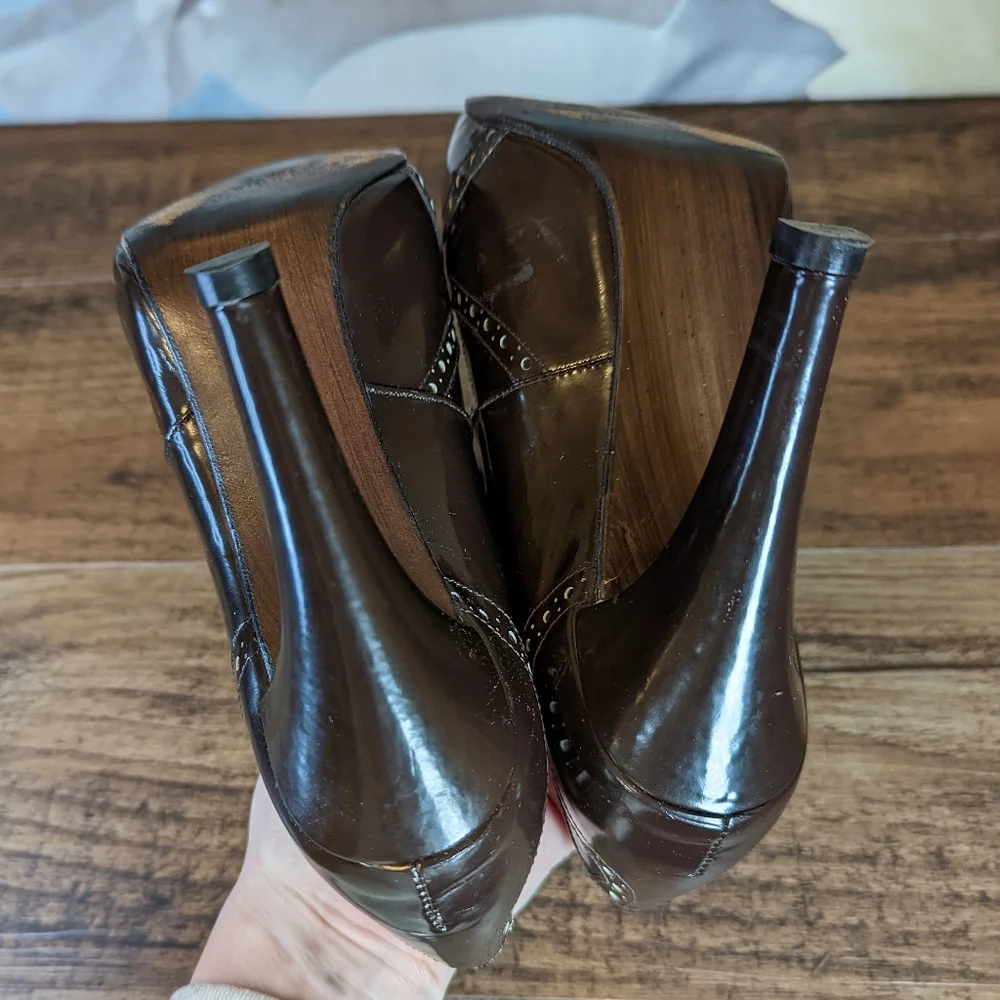 Vintage Stuart Weitzman Brown patent leather oxford heel - Picture 9 of 12